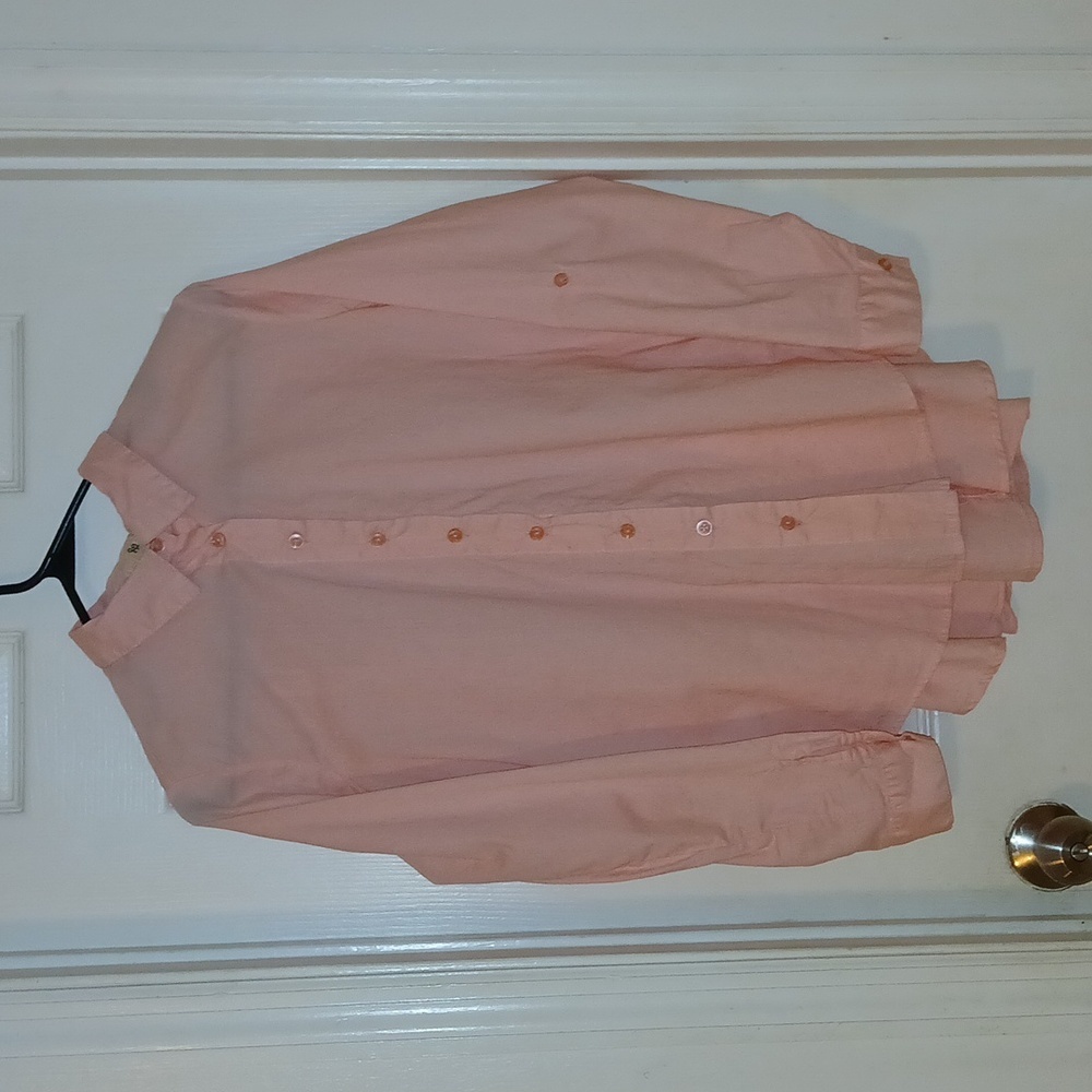 Iky Me Blouse Ruffle Back - Picture 6 of 8